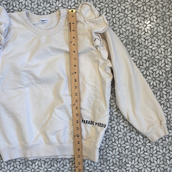 Women's Clare V. Ruffle Shoulder Sweatshirt in Cream, Size S - Picture 10 of 11